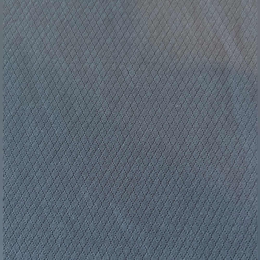 ⛳️Like New LADY HAGEN Women's Lg Sleeveless Navy Top. Subtle diamond pattern - Picture 3 of 7